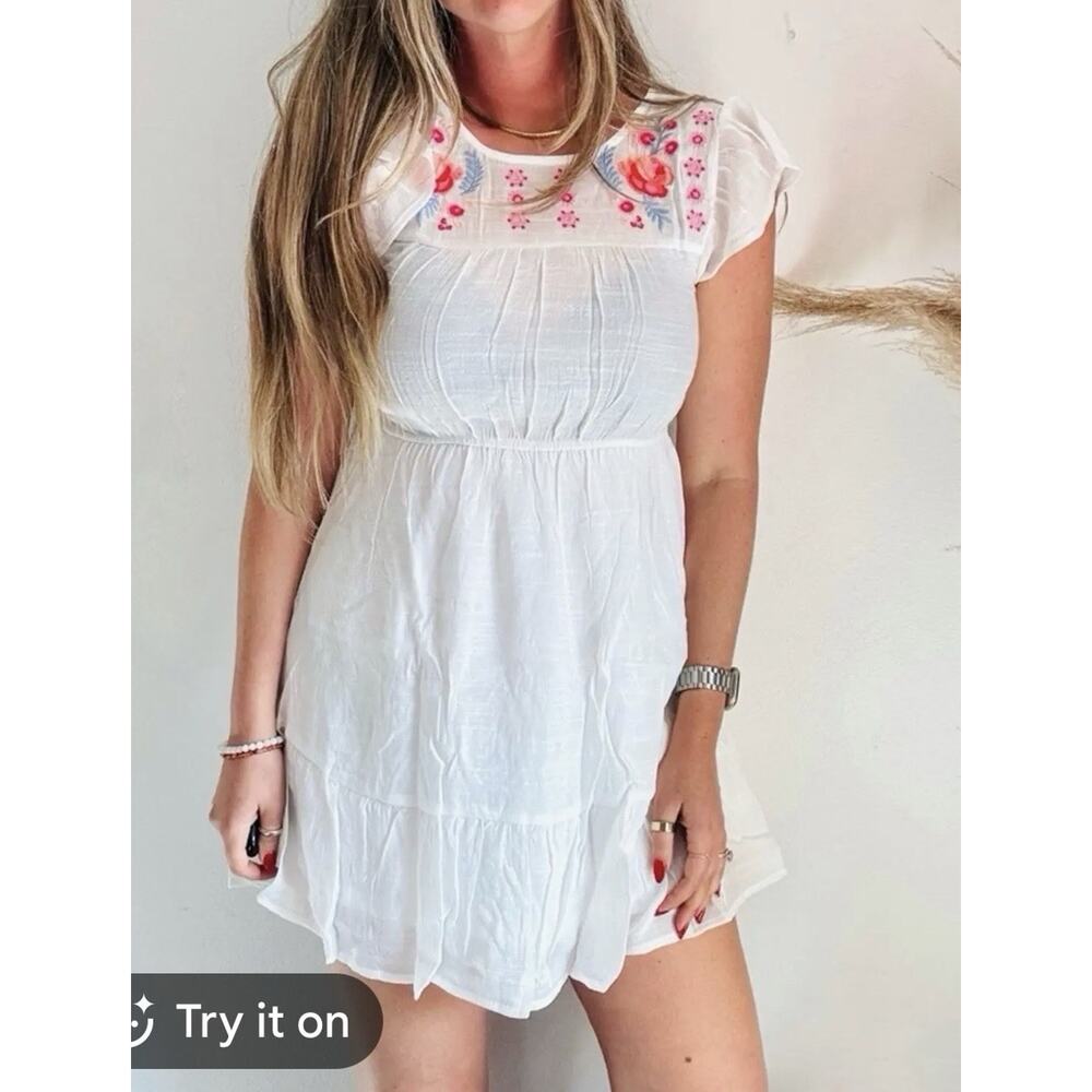 MINE White Smocked Embroidered Boho Sundress Size Medium